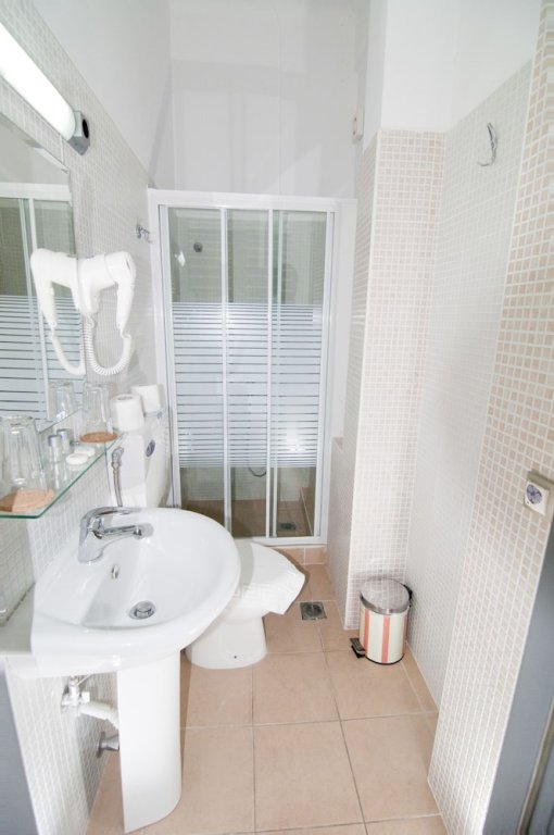 Фото RentRooms Thessaloniki