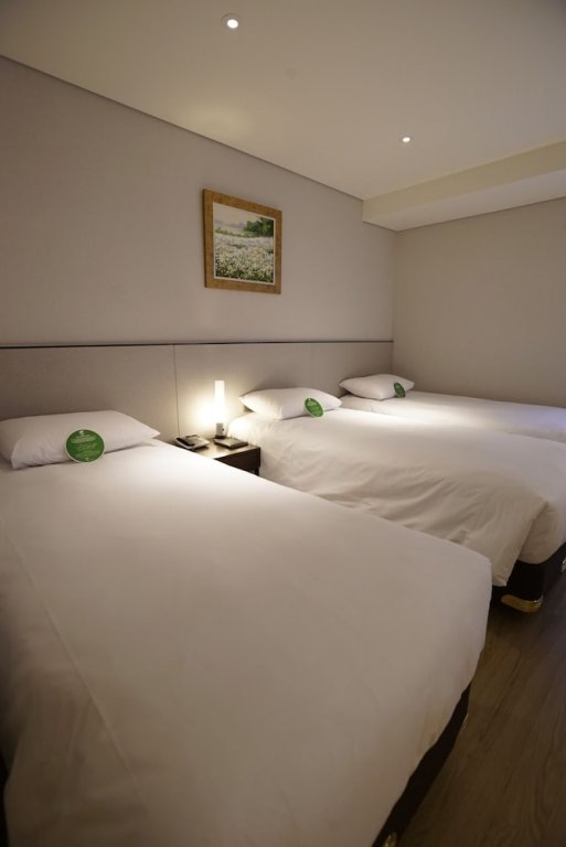 Фото Hotel Thomas Myeongdong