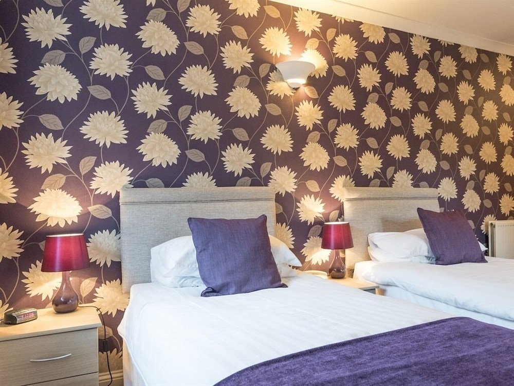 Фото Gwesty Minffordd Hotel