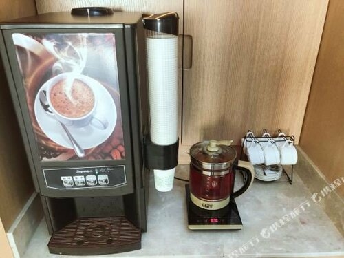 Гостиница 7 Days Premium· Daqing City Government Wanda Plaza в Дацине