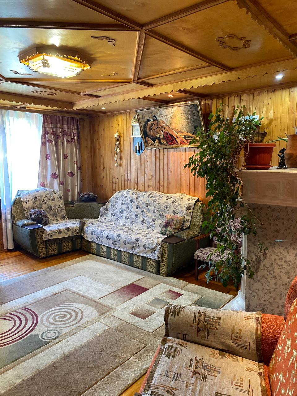 Фото Дом у горной реки