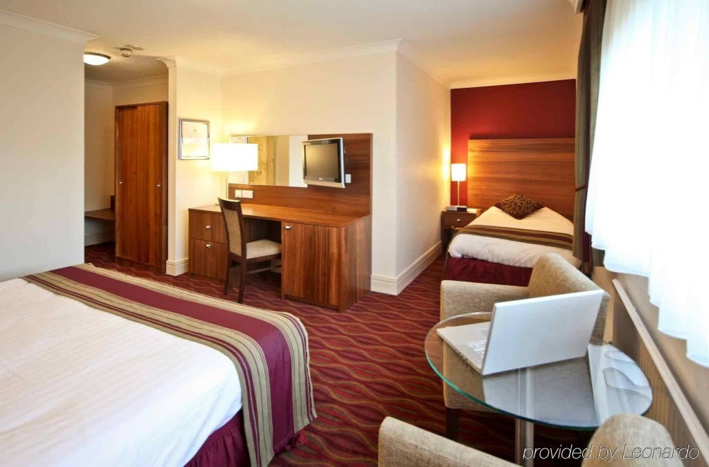 Фото Mercure Newcastle George Washington Hotel Golf and SPA