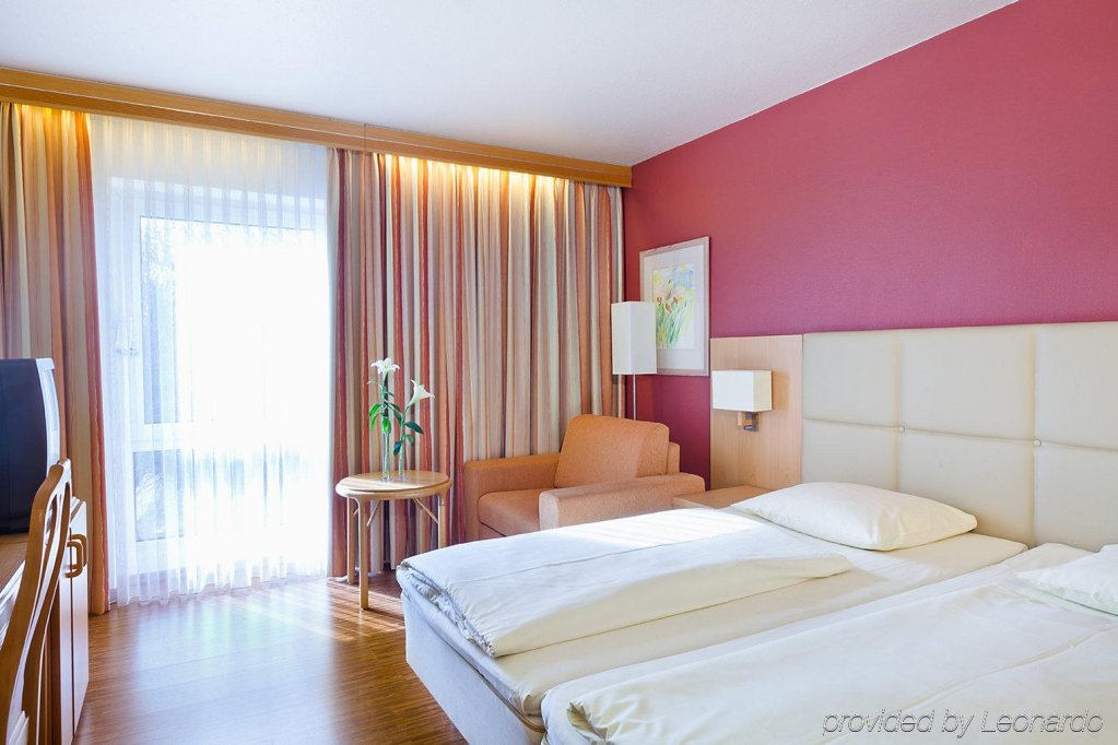 Фото Holiday Inn Luebeck, an Ihg Hotel