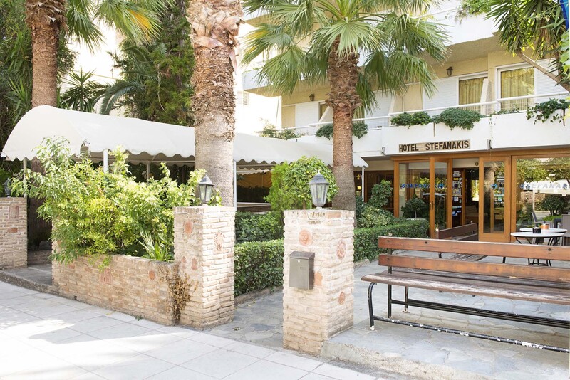 Фото Stefanakis Apartments