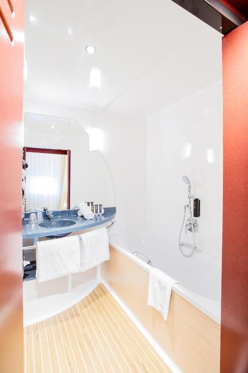 Фото Novotel Suites Geneve Aeroport