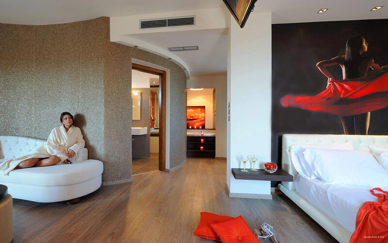 Фото Iakovakis Suites & SPA