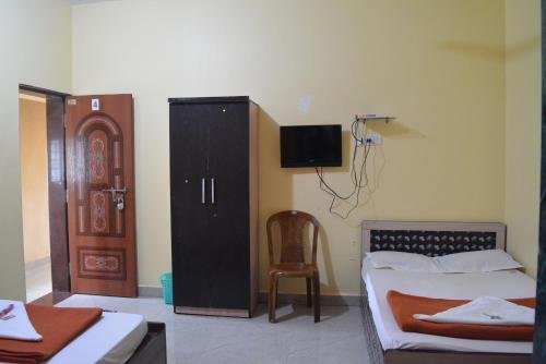 Фото Atharv Resort