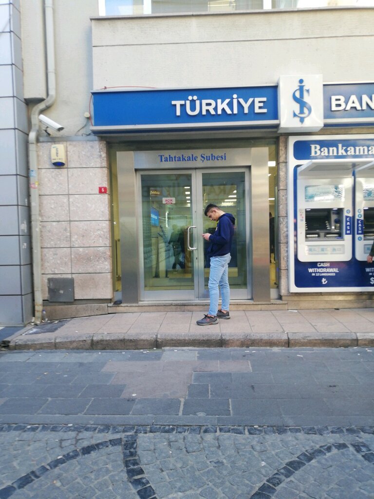ATM Turkey Is Bank ATM, Istanbul, photo