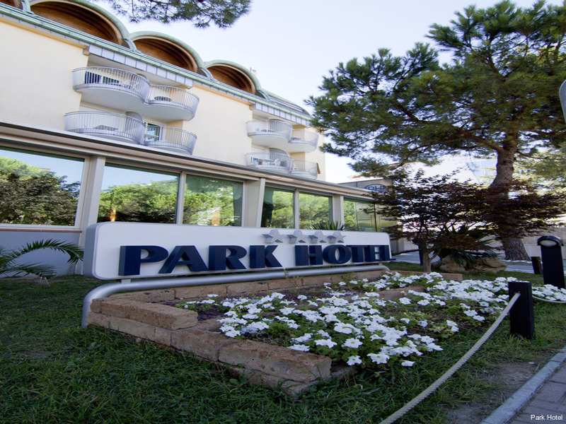Фото Park Hotel