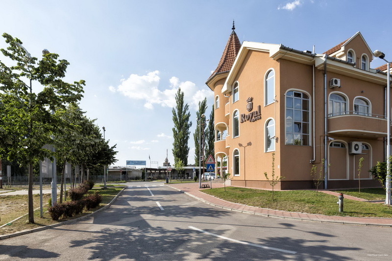 Фото Hotel Garni Royal Crown