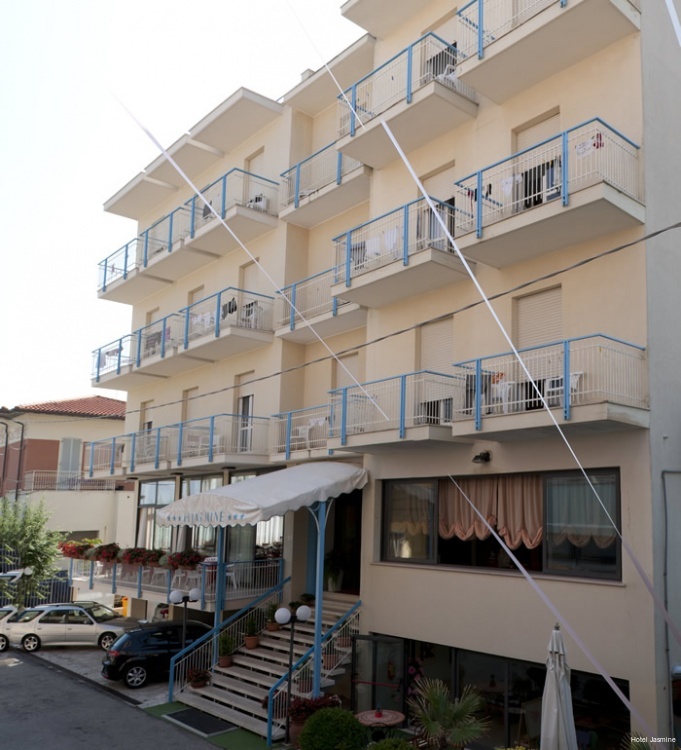 Фото Hotel Jasmine