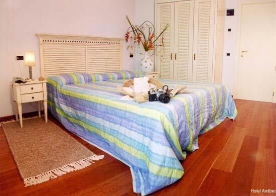 Фото Hotel Antibes