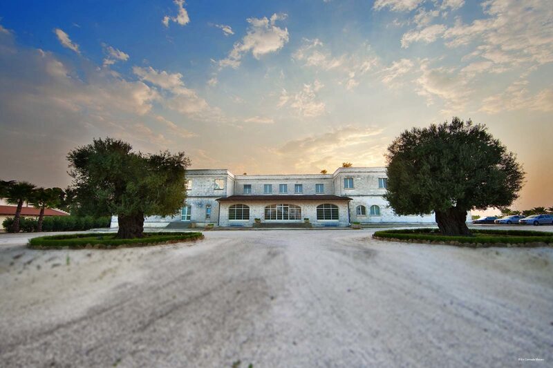 Фото Le Scuderie - Castello Monaci