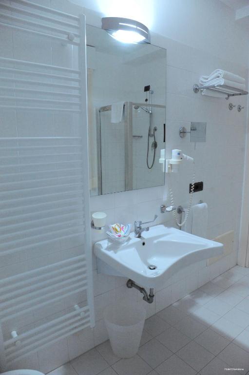 Фото Hotel Chiaraluna