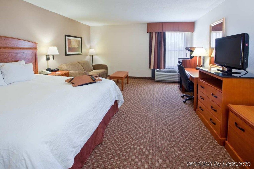 Фото Hampton Inn Brookhaven