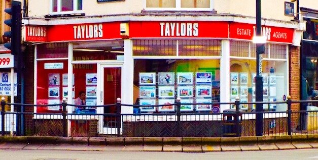 Land plots Taylors Sales and Letting Agents Dunstable, England, photo