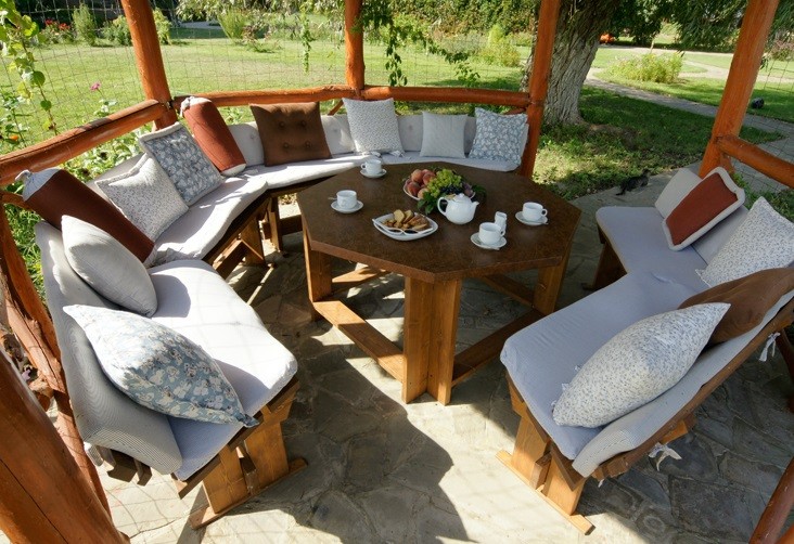 Фото River House