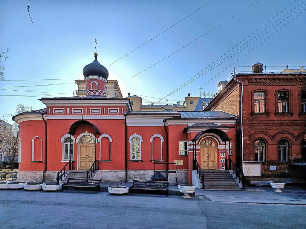 Православный храм Церковь Троицы Живоначальной при бывшей Черкасской Богадельне, Москва, фото