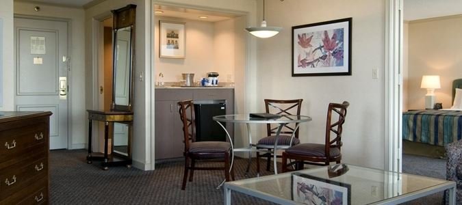 Фото Hilton Atlanta Northeast