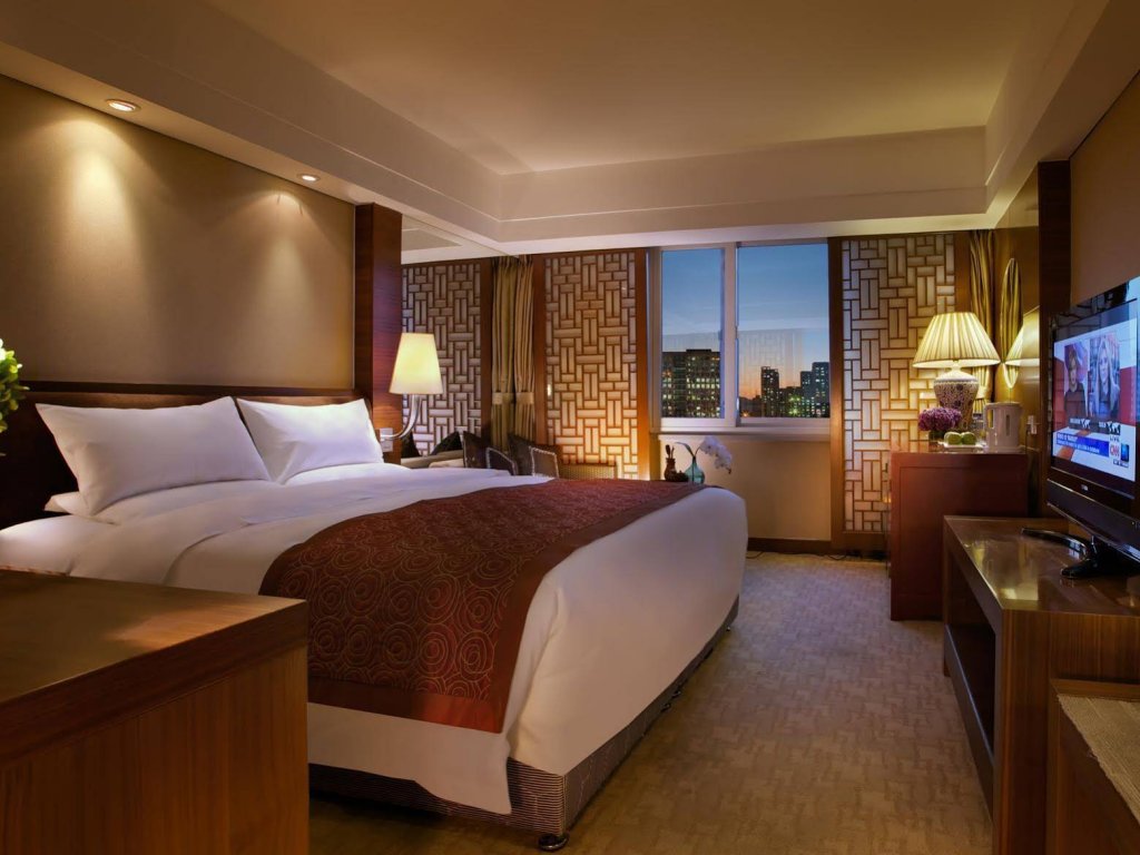 Фото Beijing Continental Grand Hotel