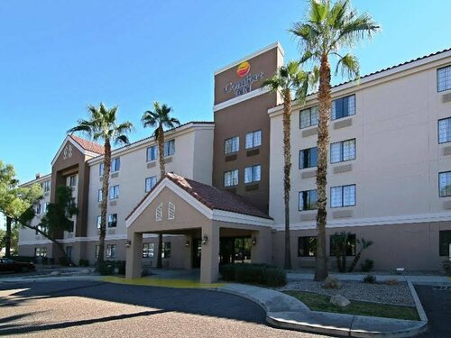 Гостиница Comfort Inn Chandler - Phoenix South I-10 в Чендлере