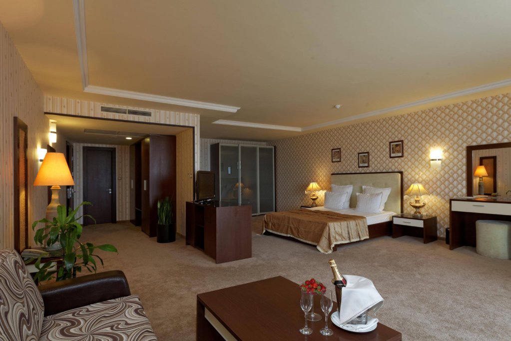 Фото Hotel Admiral