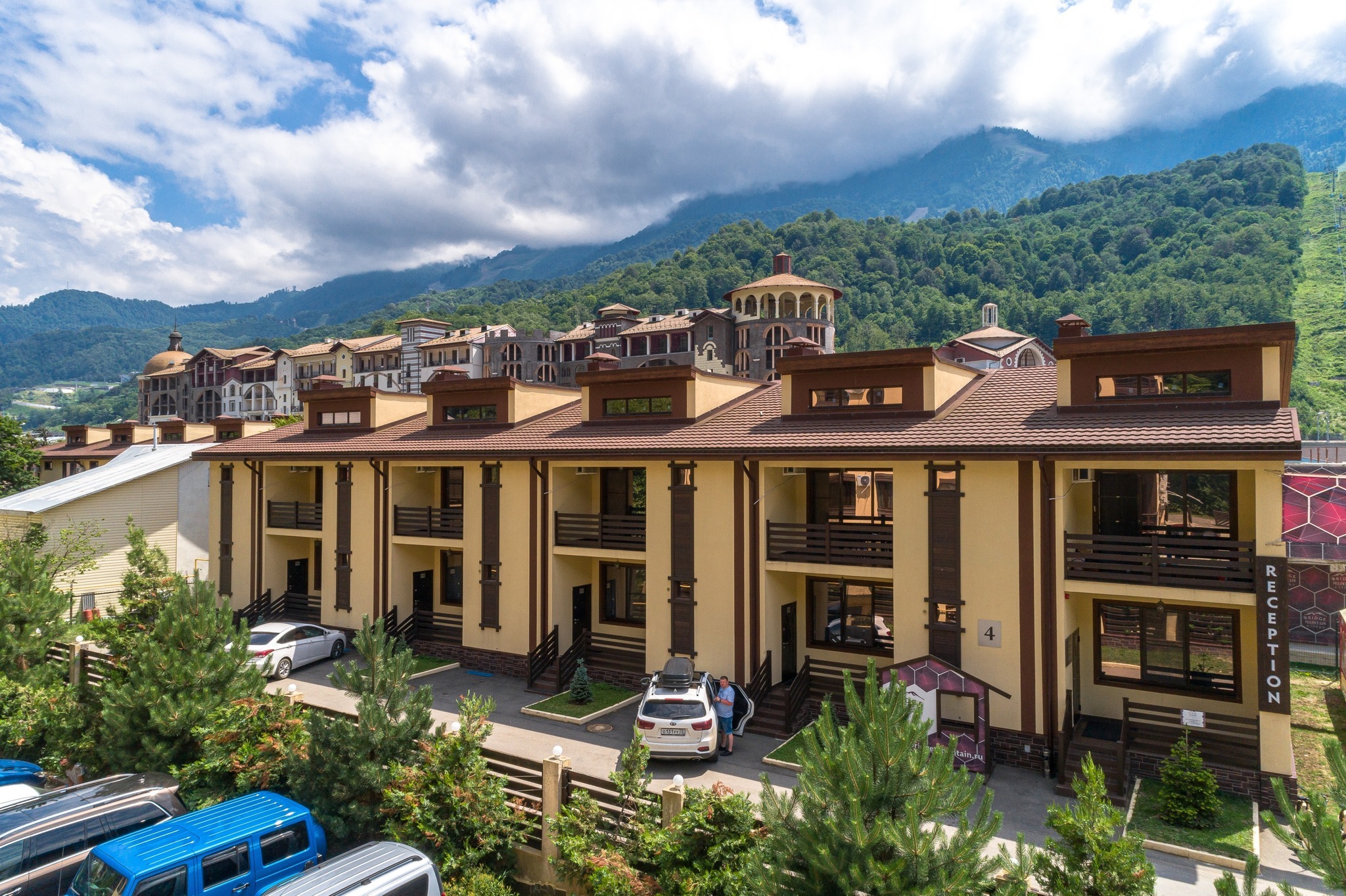 Фото отеля 1