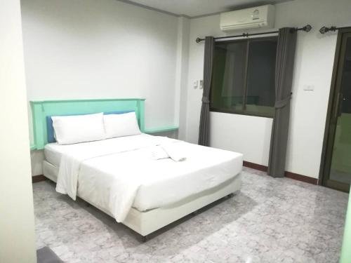 Фото Phongkaew Hotel