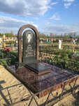 Altair (Voronezhskaya ulitsa, 122/1) ، شواهد القبور