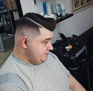 Your hairdresser (Samara, posyolok Mekhzavod, 1-y kvartal, 51) ، مصففو الشعر