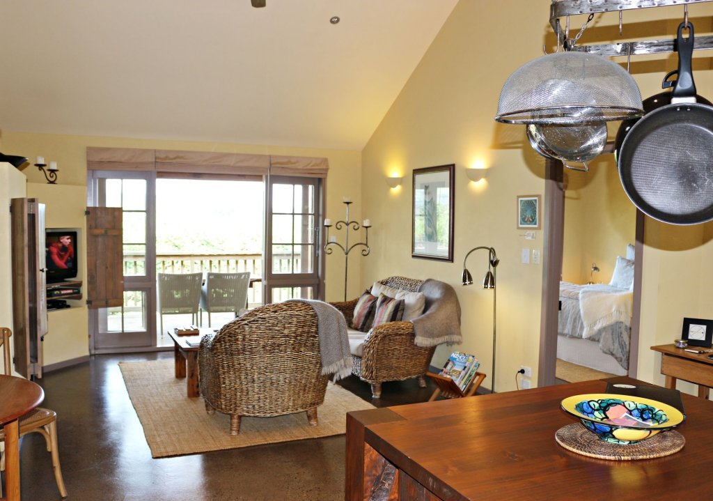 Фото Huntington Stables Retreat Accommodation