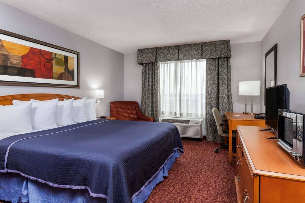 Фото Quality Inn Orlando