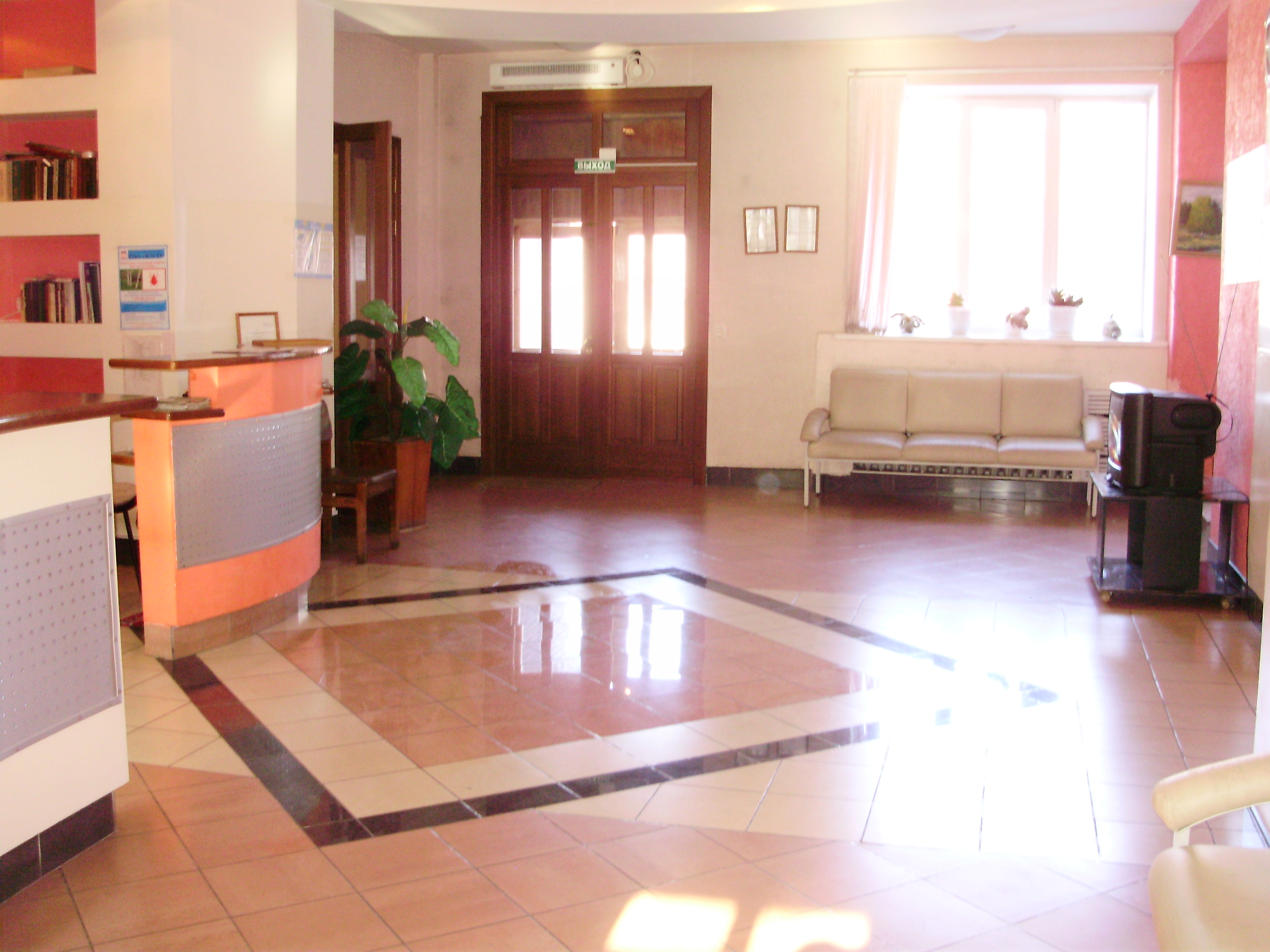 Фото отеля 1