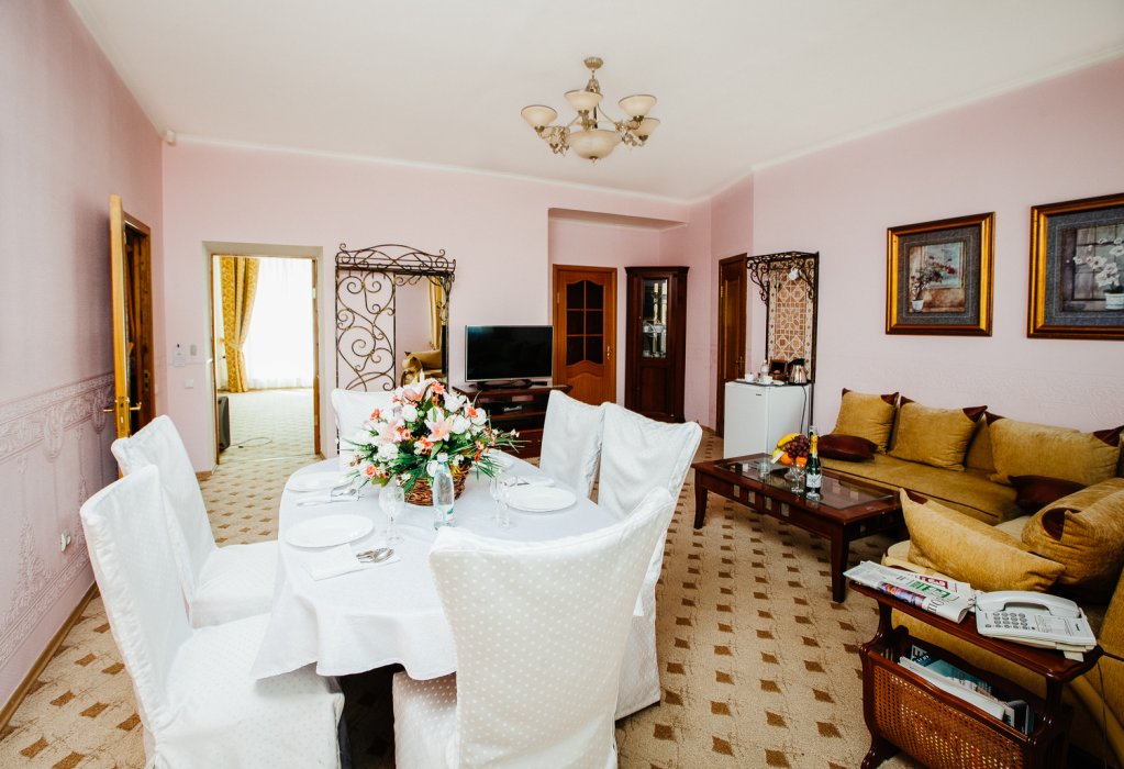 Фото Business Hotel