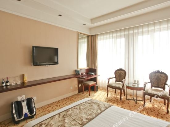 Фото Dalian Great Wall Hotel