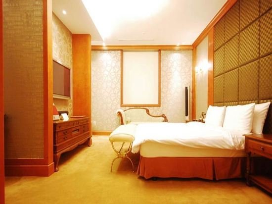 Фото The Koryo Hotel