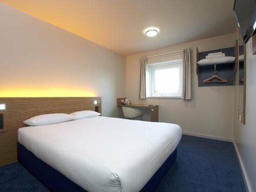 Гостиница Travelodge Peterborough Eye Green