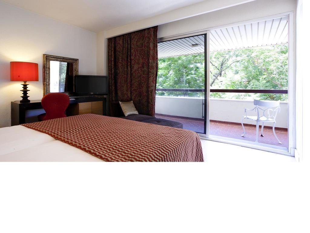 Фото Hesperia Sevilla