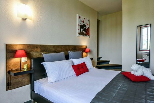 Гостиница Auberge L'Estanquet в Байонне