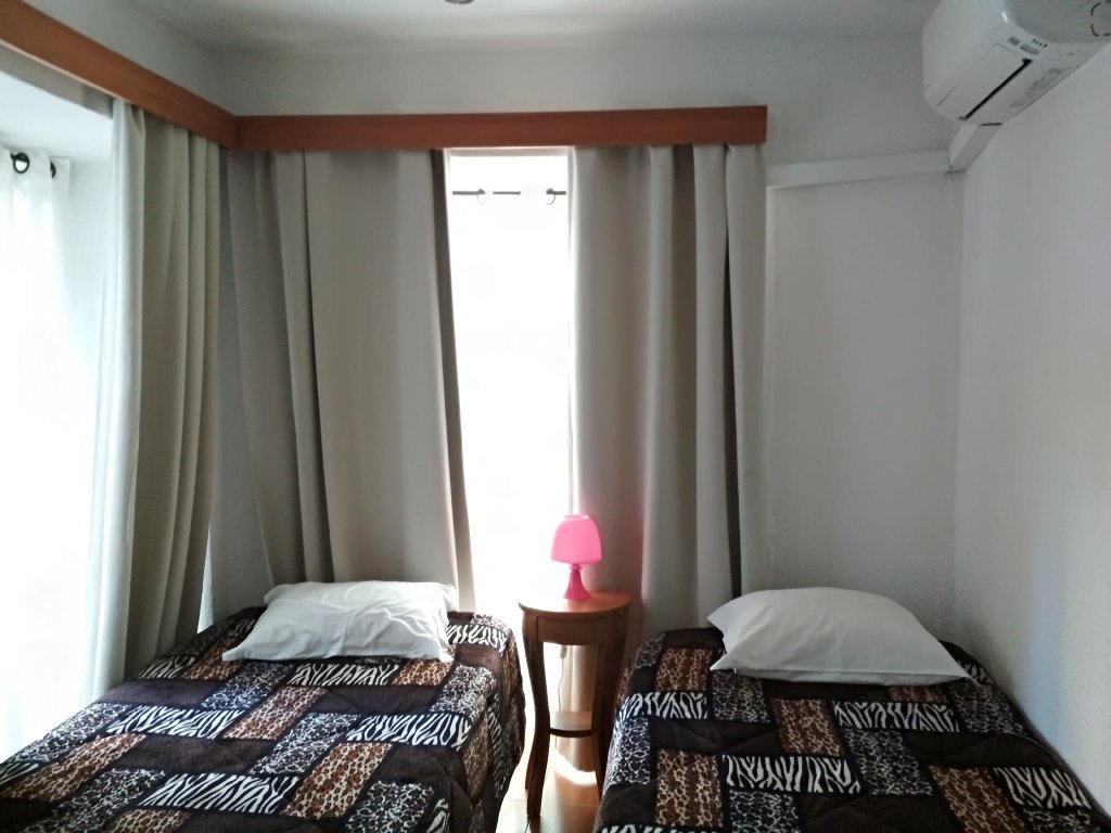 Фото Braganca Oporto Hotel