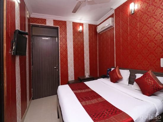 Фото Oyo 11637 Hotel Novelty