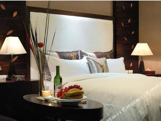 Фото Fuhau Hotel