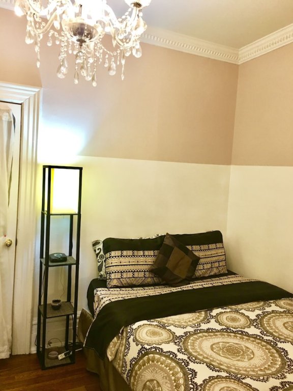 Фото Comfy Guest House