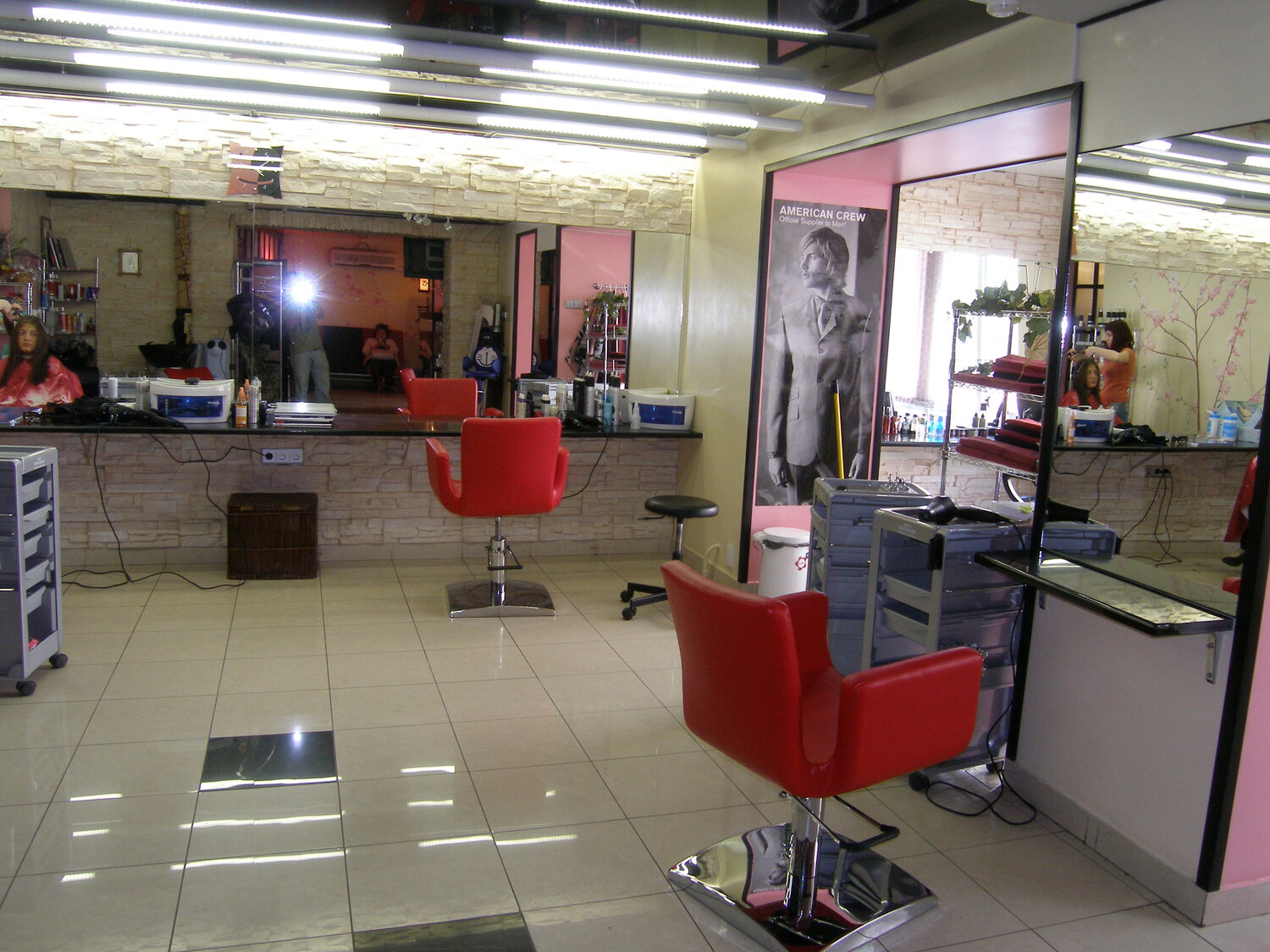 Продажа трехкомнатной квартиры 71.1м² ул. Архитектора Власова, 2, Москва, ЮЗАО, 