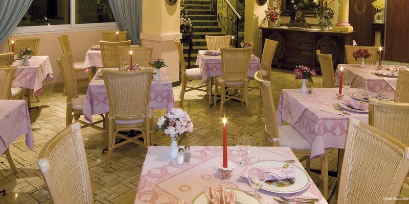 Фото Hotel Napoleon