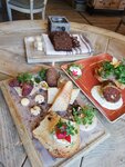 Restoran Farm (Tallinn, Muurivahe street, 27B) ، مطعم