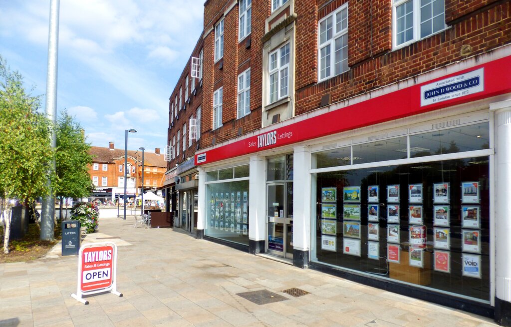 Land plots Taylors Sales and Letting Agents Watford, Watford, photo