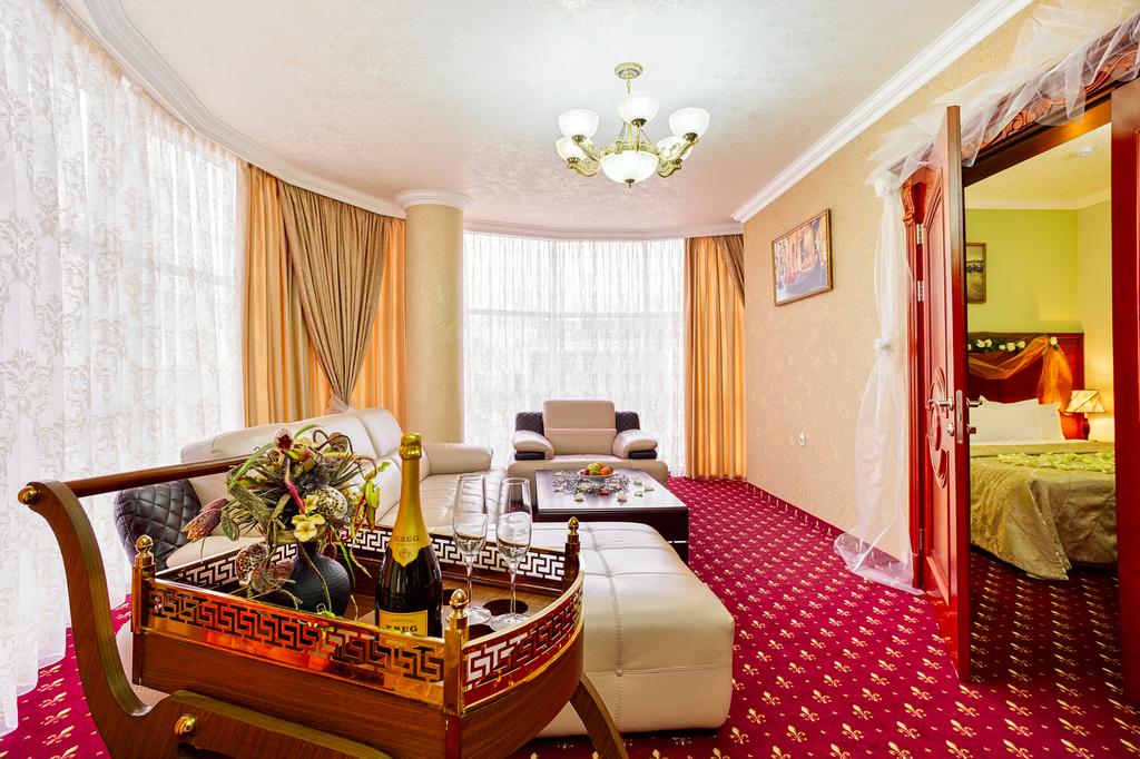 Фото Amici Grand Hotel