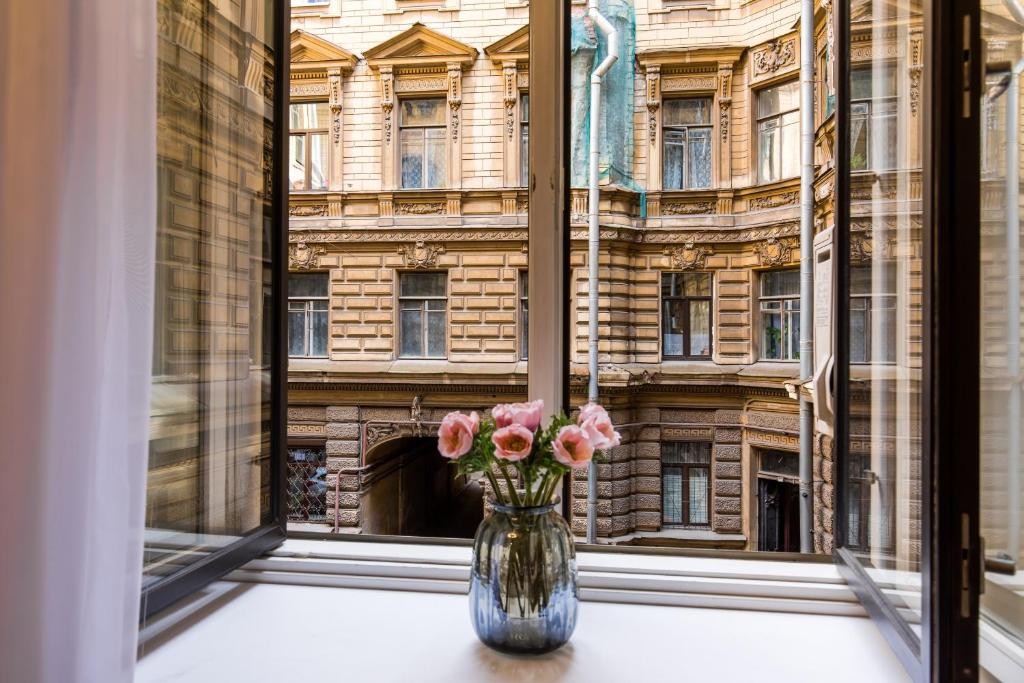 Фото Елисеевский