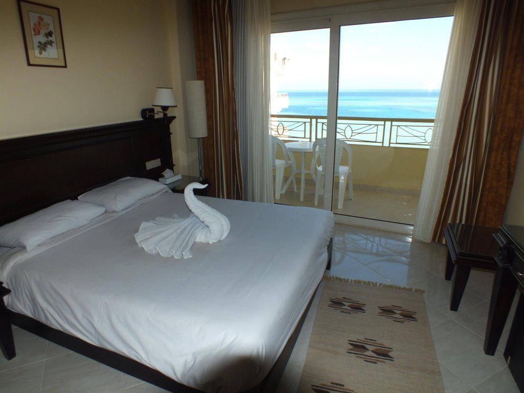 Фото Magic Beach Hotel